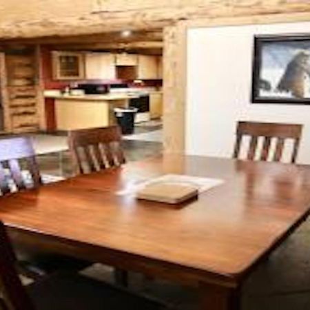 فيلا Log Haven In بلاندينغ المظهر الخارجي الصورة