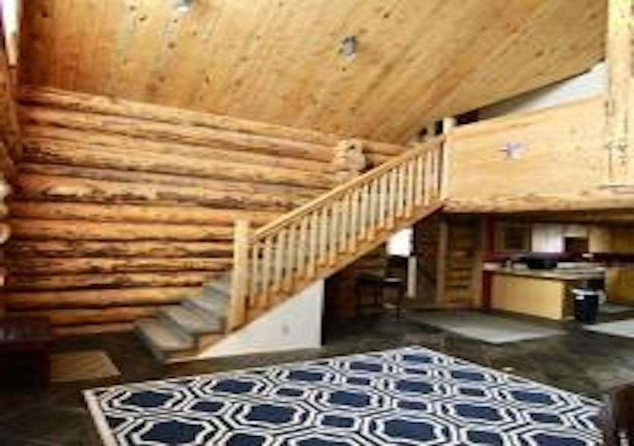 فيلا Log Haven In بلاندينغ المظهر الخارجي الصورة