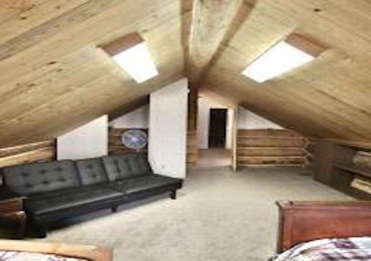 فيلا Log Haven In بلاندينغ المظهر الخارجي الصورة